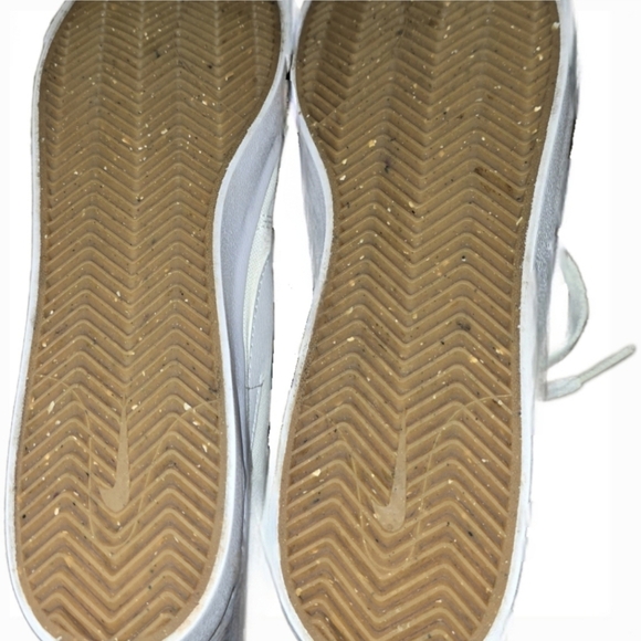 Nike SB Blazer Court Skate Shoes - Sail/White/Sail White - Men's 7/Ladies 8.5 - Picture 7 of 13